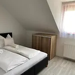 Apartament Familia Apartmanhaz Sárvár