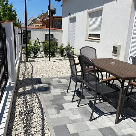 Familia Apartmanhaz Διαμέρισμα