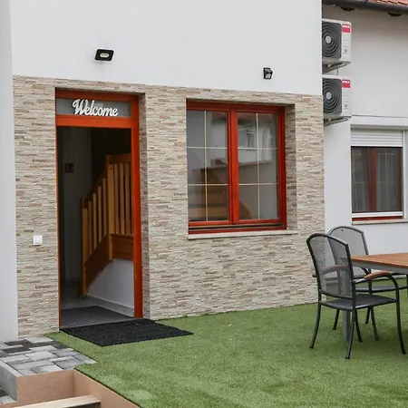 Διαμέρισμα Familia Apartmanhaz